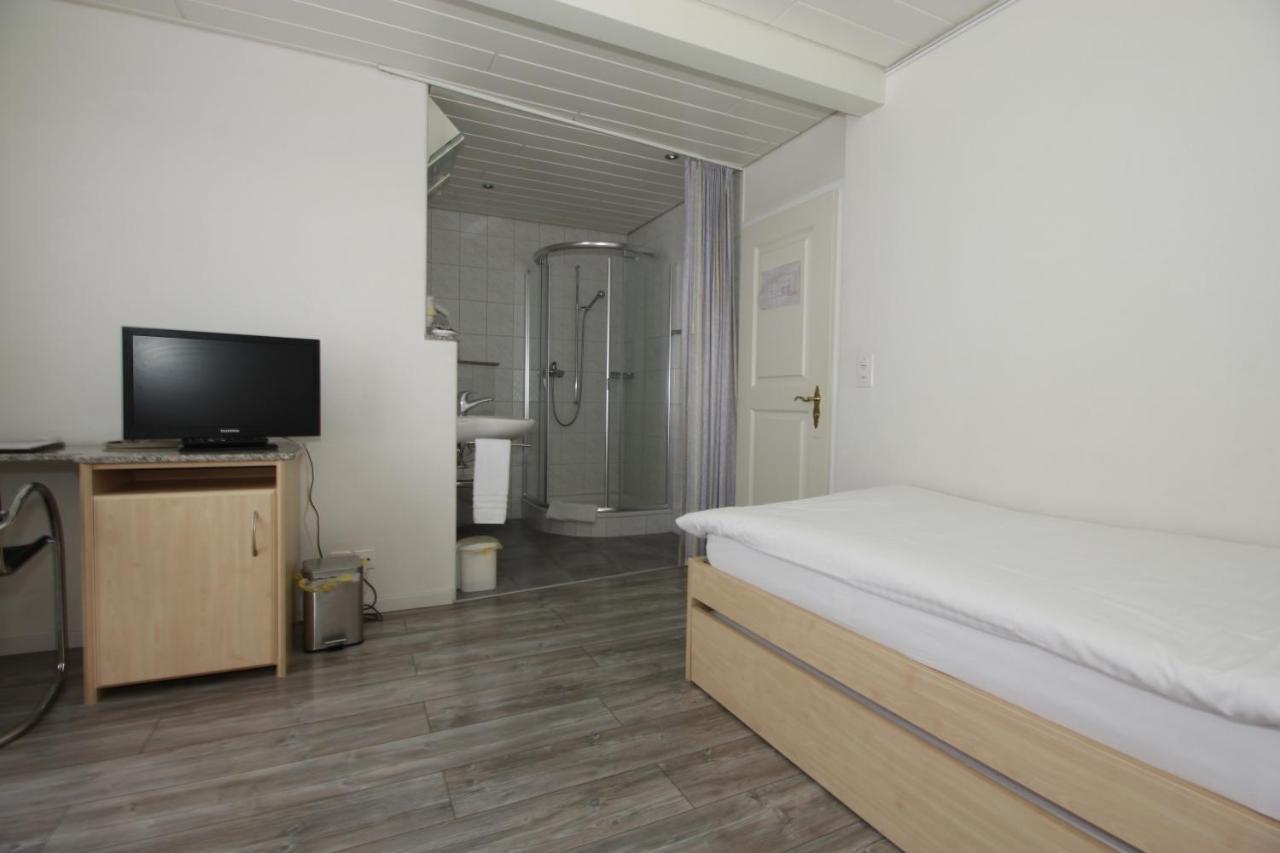 Hotel Hippel Krone Kerzers Dış mekan fotoğraf