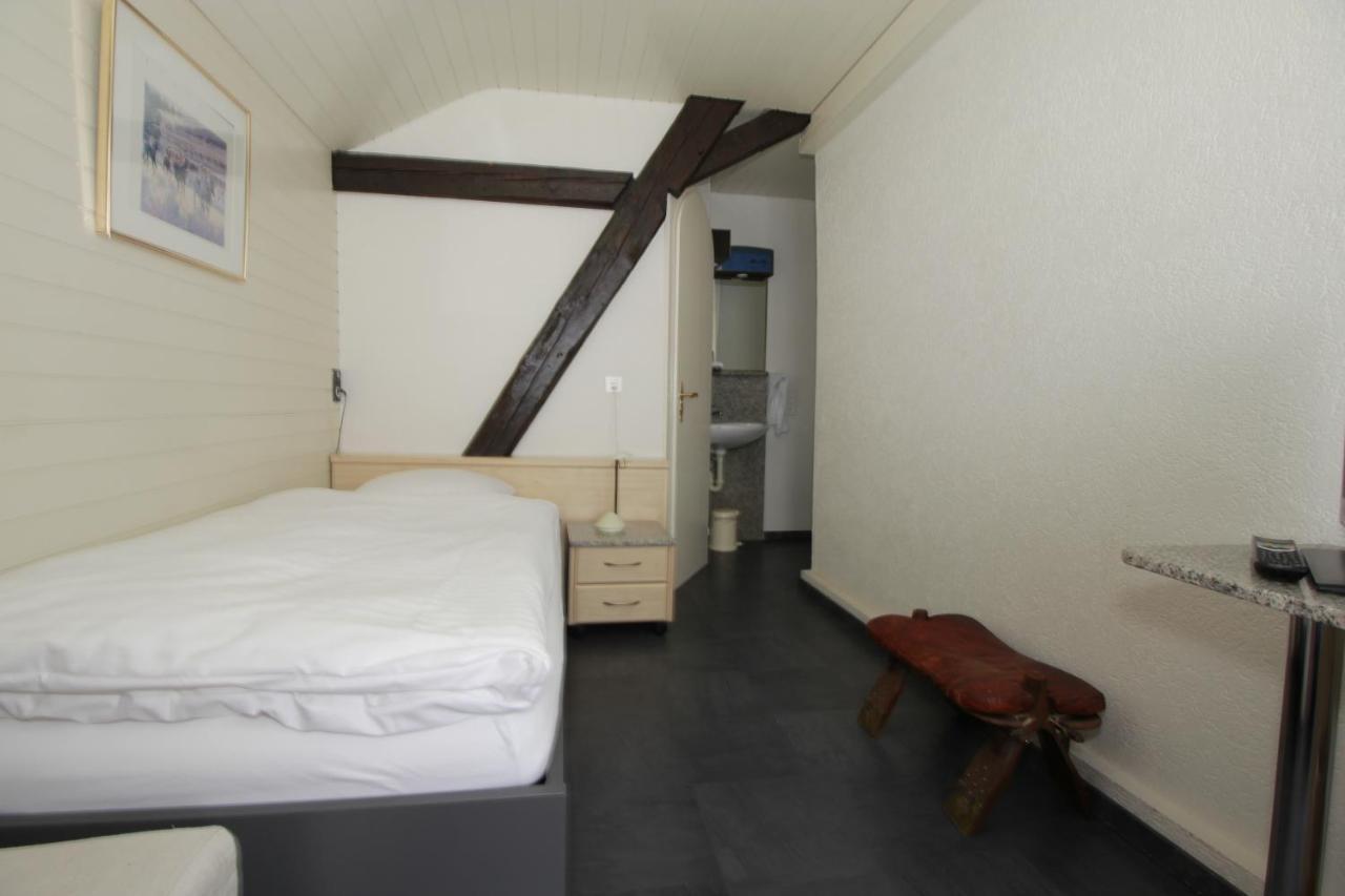 Hotel Hippel Krone Kerzers Dış mekan fotoğraf